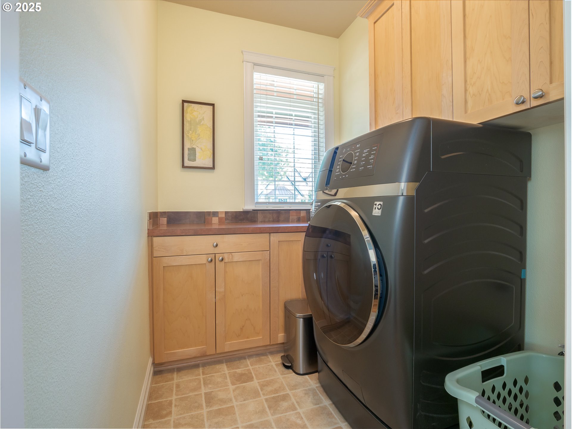 3866 Oak Meadows Loop Newberg, OR 97132 - Photo 27 of 48 a utility room with dryer and washer