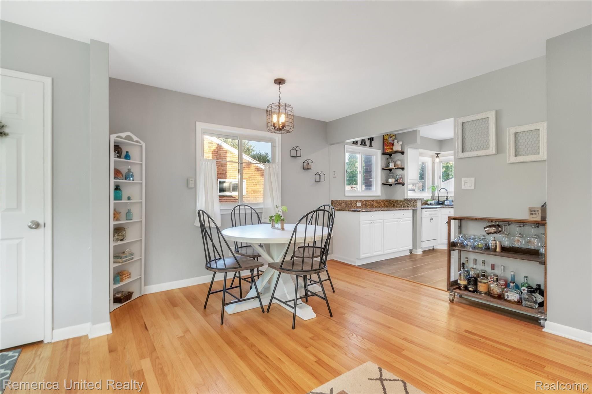 31577 Marblehead Road Farmington, MI 48336 - Photo 11 of 44 11-31577-Marblehead-WindowStill-Real-Estate-Photography-11.jpg