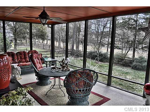 9244 Raintree Lane Charlotte, NC 28277 - Photo 3 of 15 Gallery Image 3