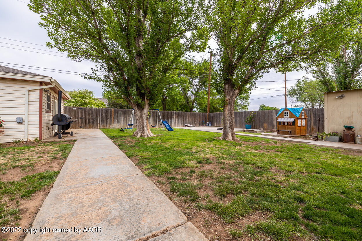 4802 Tulip Avenue Amarillo, TX 79110 - Photo 33 of 49 Backyard