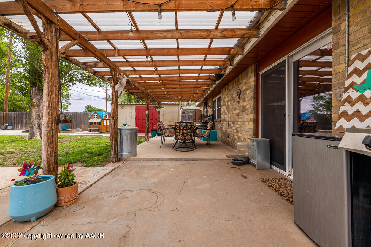 4802 Tulip Avenue Amarillo, TX 79110 - Photo 34 of 49 Patio
