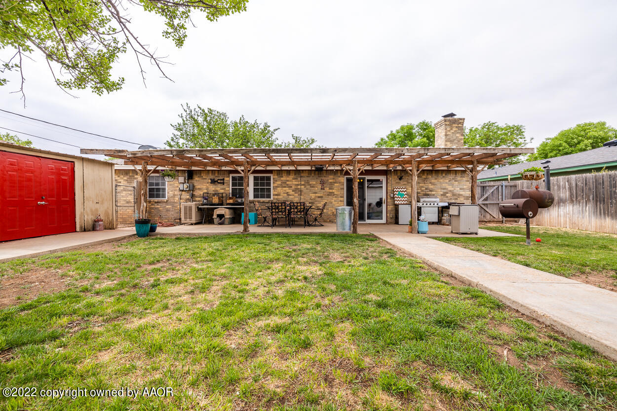 4802 Tulip Avenue Amarillo, TX 79110 - Photo 39 of 49 Backyard