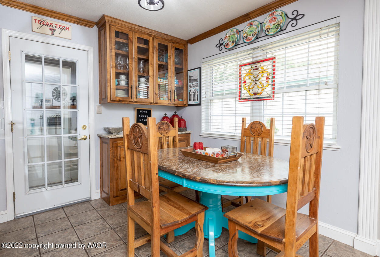 4802 Tulip Avenue Amarillo, TX 79110 - Photo 9 of 49 Dining Area