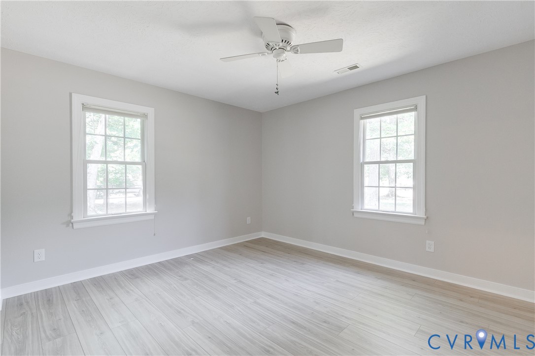 6701 Caboose Lane Sandston, VA 23150 - Photo 18 of 28 Flexible living spaces perfect for guests, hobbies