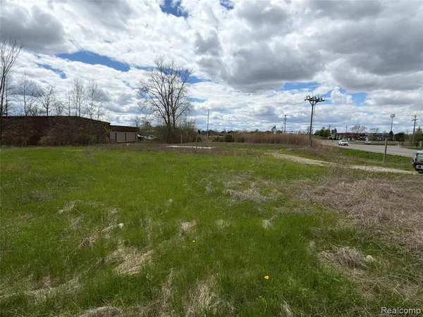 $850,000 | 3155 West Thompson Road, Fenton, MI 48430