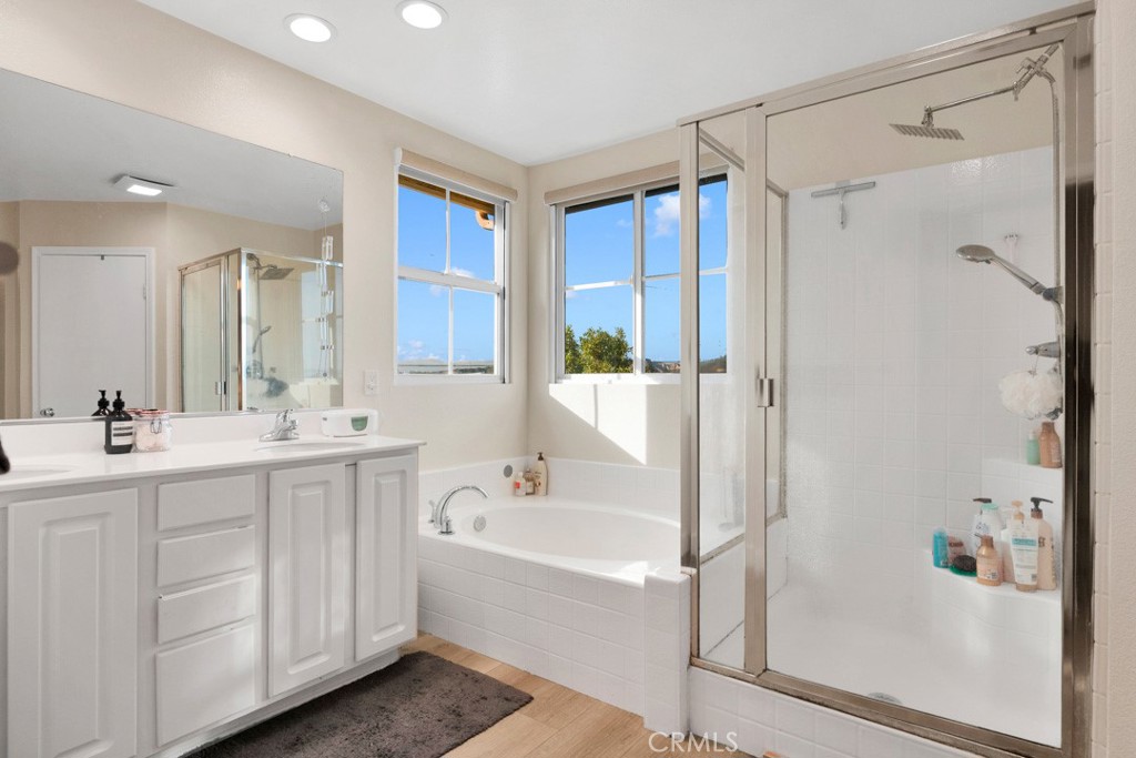 20022 Satsuma Circle Saugus, CA 91350 - Photo 20 of 42