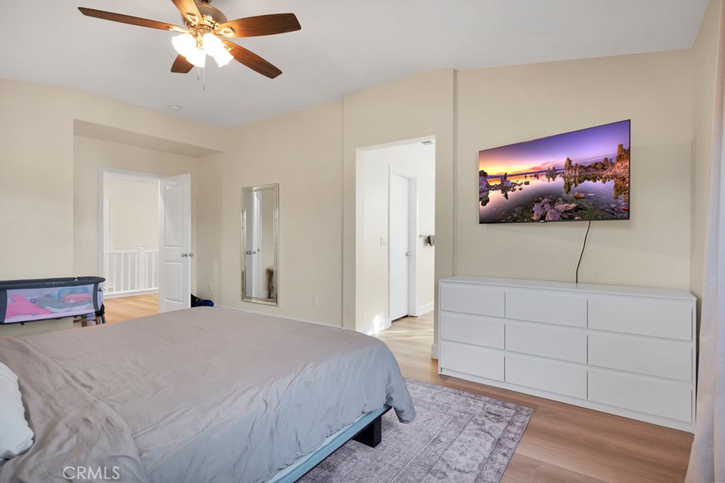 20022 Satsuma Circle Saugus, CA 91350 - Photo 23 of 42