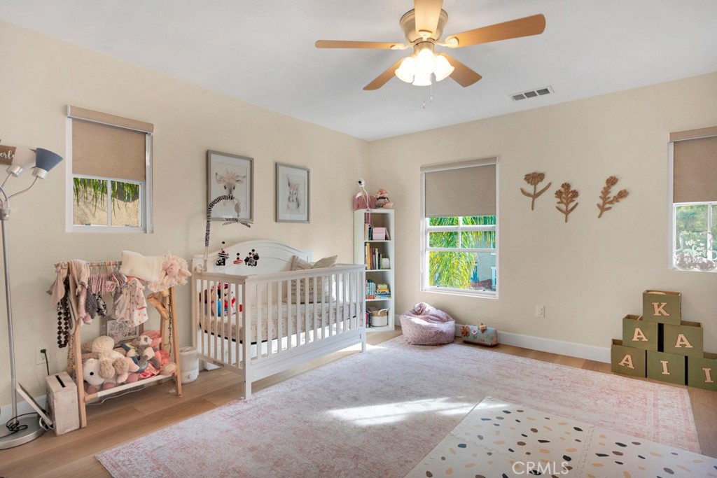 20022 Satsuma Circle Saugus, CA 91350 - Photo 30 of 42