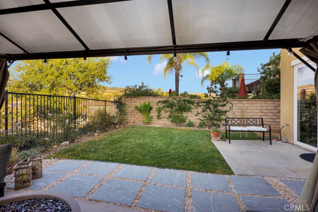 20022 Satsuma Circle Saugus, CA 91350 - Photo 32 of 42