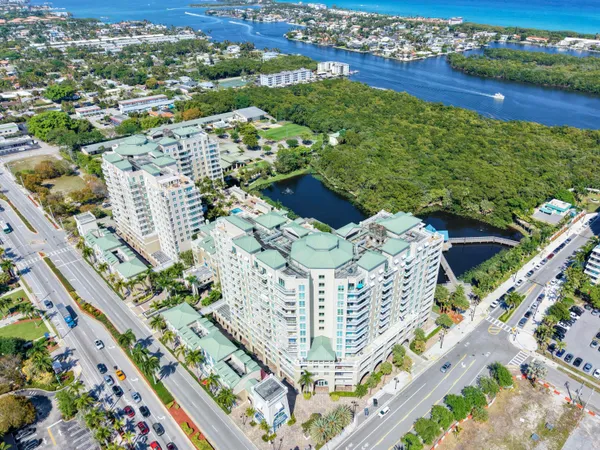$4,500 | 350 North Federal Highway, Unit PH09, Boynton Beach, FL 33435