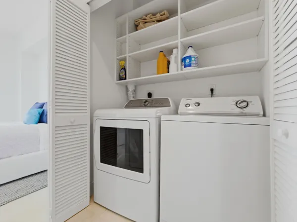 $4,500 | 350 North Federal Highway, Unit PH09, Boynton Beach, FL 33435