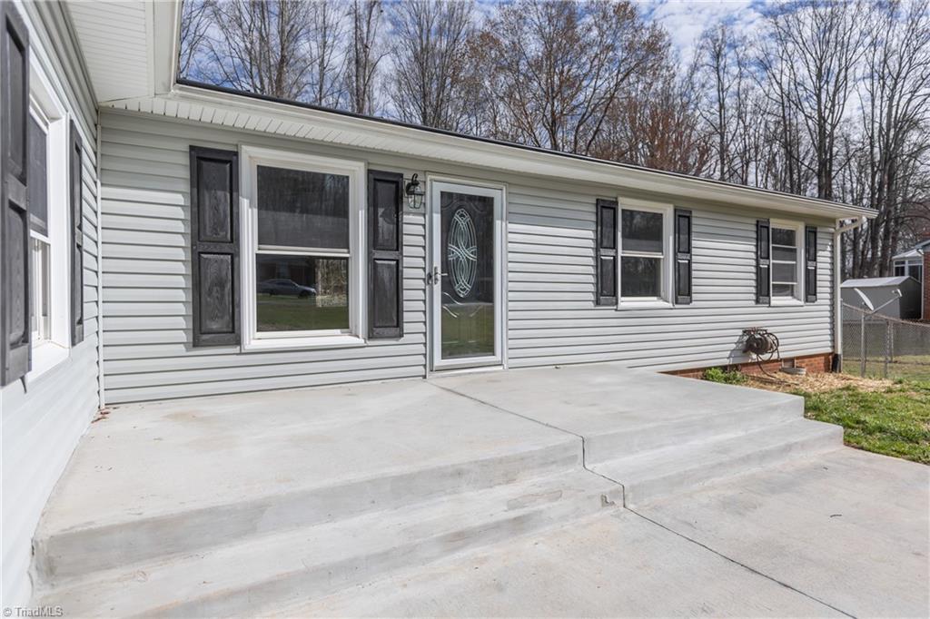1441 Vestal Road Rural Hall, NC 27045 - Photo 5 of 35