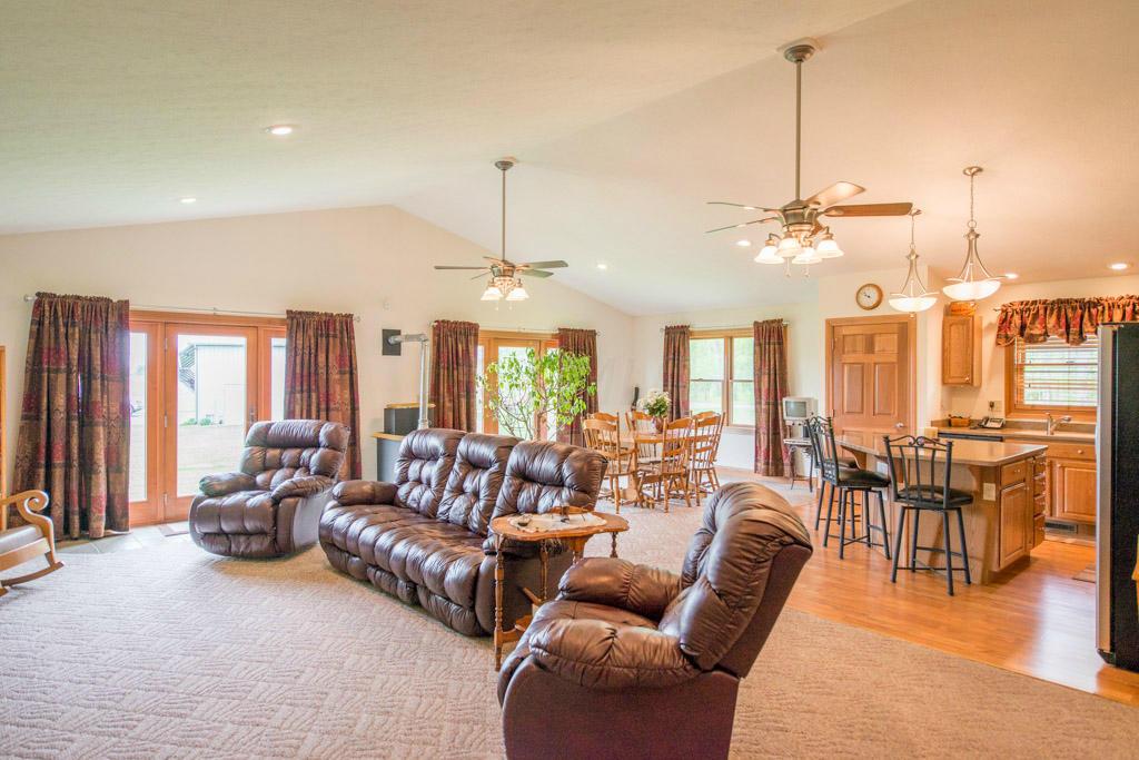 9447 Pringle-Benjamin Road London, OH 43140 - Photo 3 of 37 Gallery Image 3