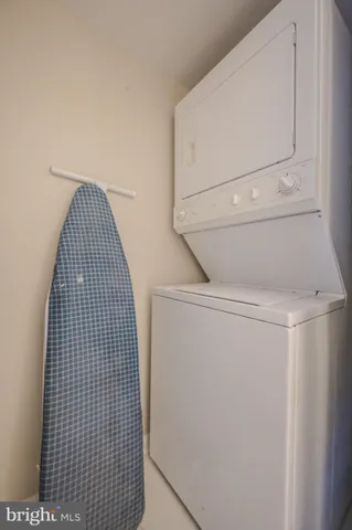 a view of utility room