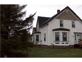 545 Mammoth Road Londonderry, NH 03053 - Photo 1 of 9