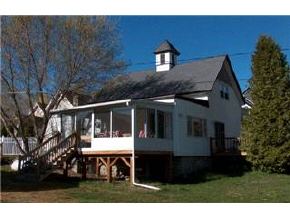 545 Mammoth Road Londonderry, NH 03053 - Photo 3 of 9