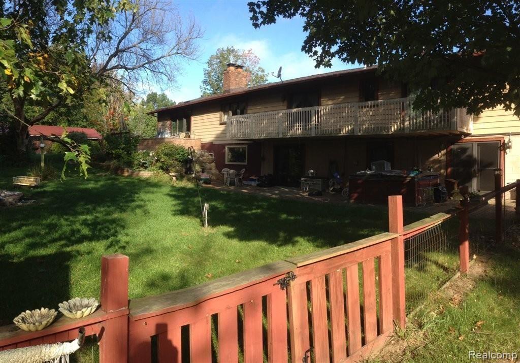 2113 Mason Road Howell, MI 48843 - Photo 2 of 8 IMG_4728.JPG