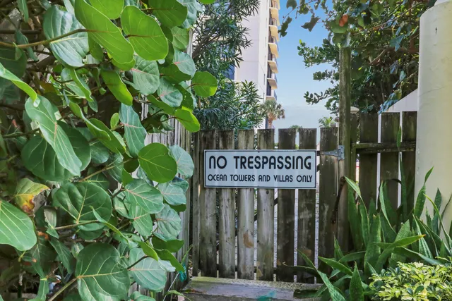 a view of a lake with multiple houses