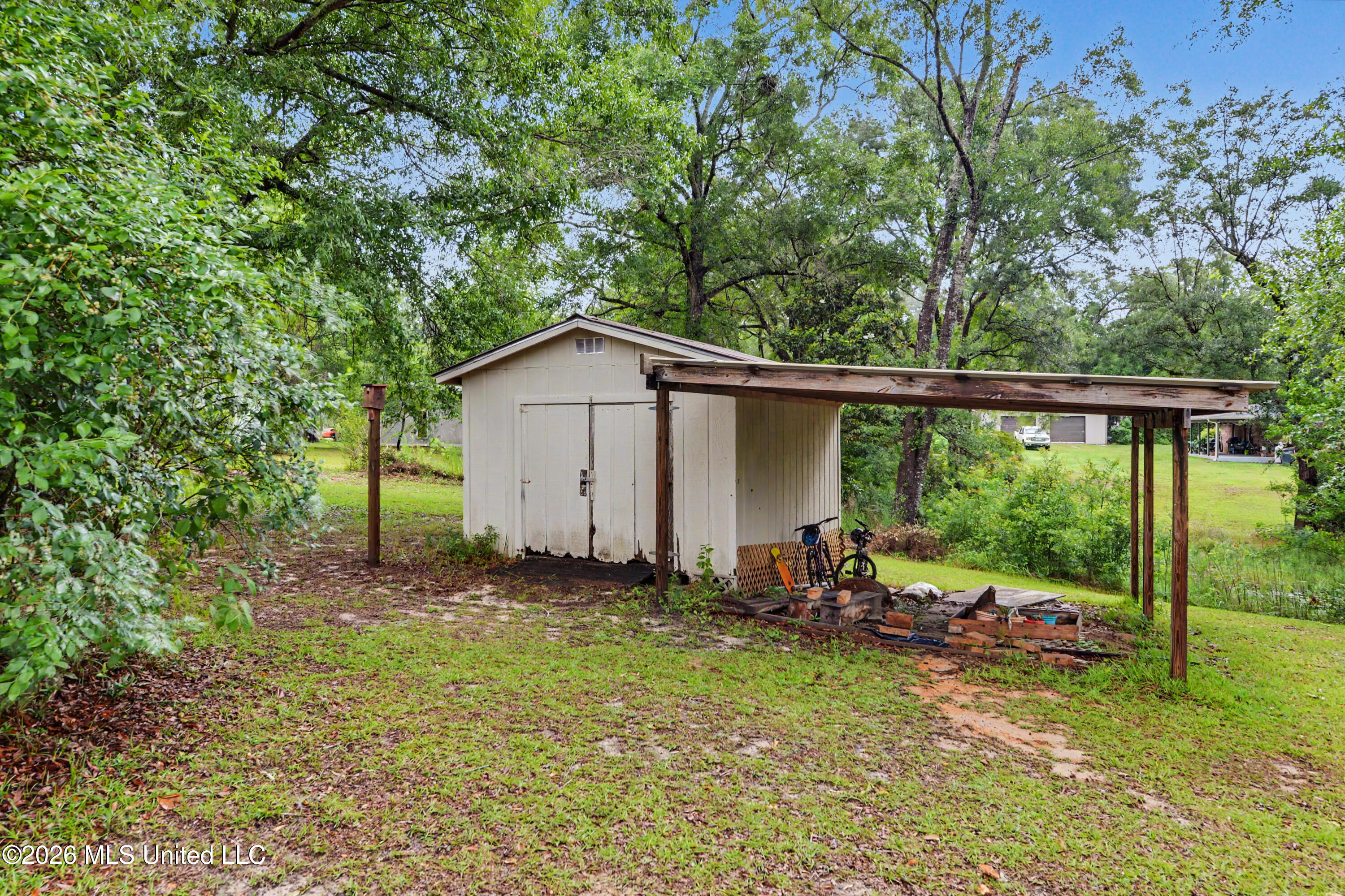 7321 Caraway Road Moss Point, MS 39562 - Photo 25 of 27 Outdoor Storage