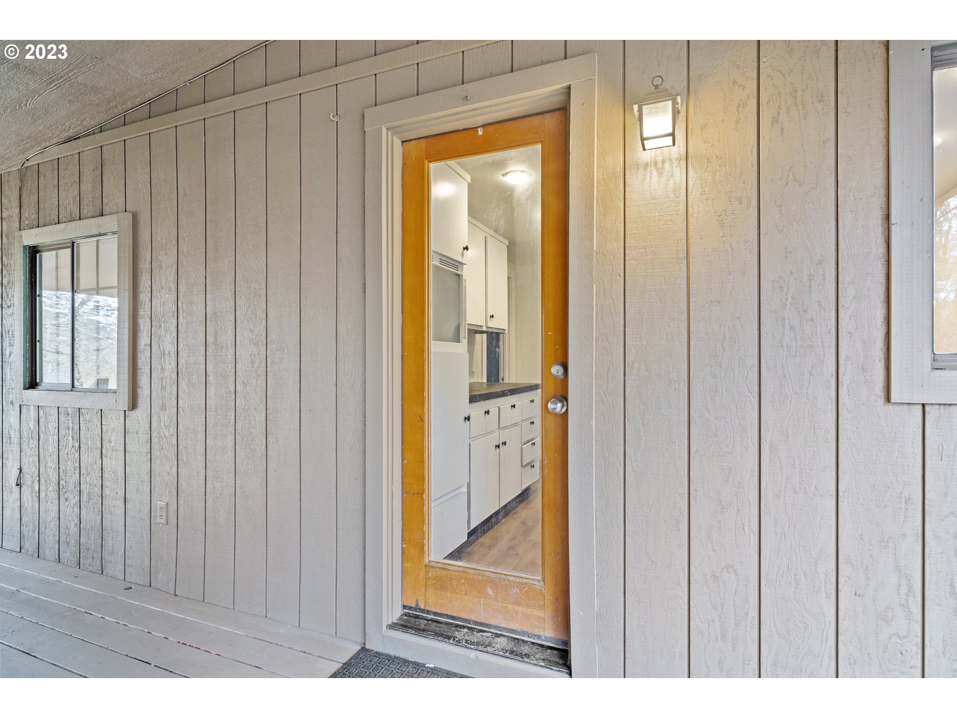 170 Frankham Road Grants Pass, OR 97527 - Photo 3 of 17 Gallery Image 3