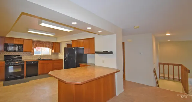 $471,800 | 405 Crestline Cir Drive, Lewiston, ID 83501