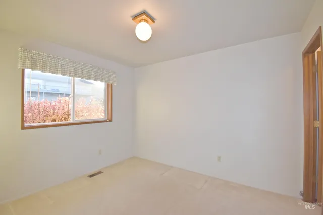 $471,800 | 405 Crestline Cir Drive, Lewiston, ID 83501