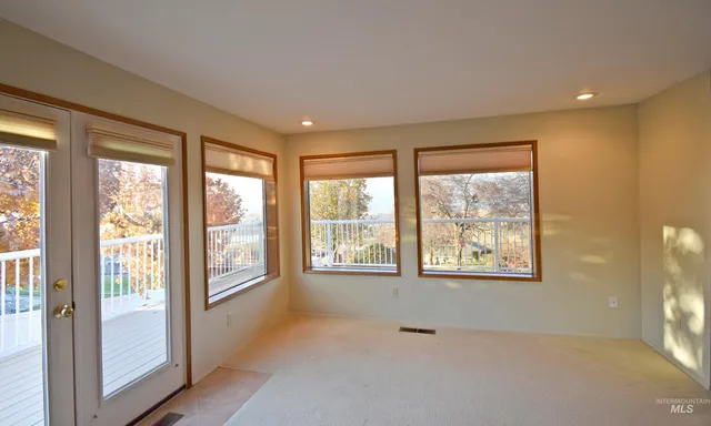 $471,800 | 405 Crestline Cir Drive, Lewiston, ID 83501