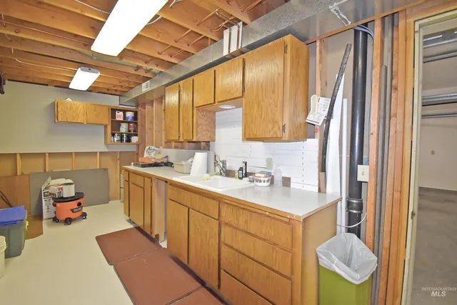 $471,800 | 405 Crestline Cir Drive, Lewiston, ID 83501