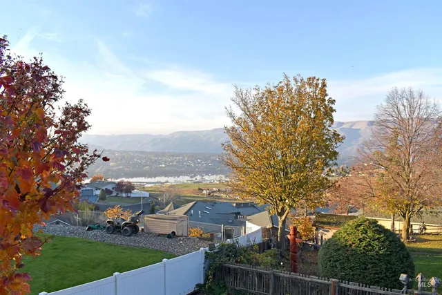 $471,800 | 405 Crestline Cir Drive, Lewiston, ID 83501