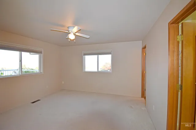 $471,800 | 405 Crestline Cir Drive, Lewiston, ID 83501