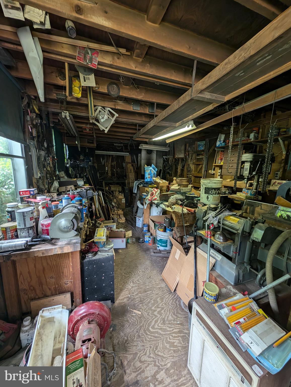 522 Buzzard Road Reading, PA 19608 - Photo 11 of 13 inside workshop