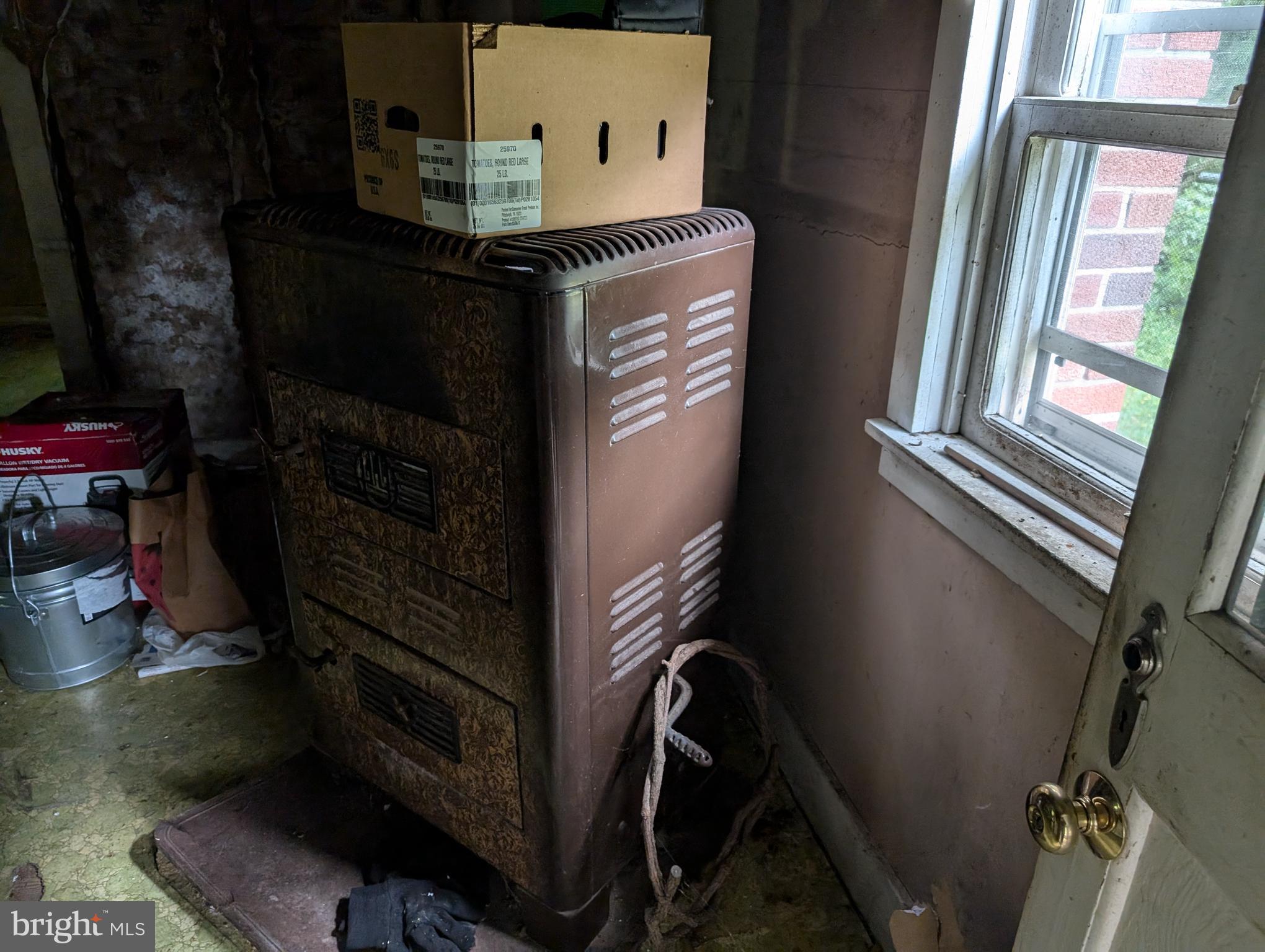522 Buzzard Road Reading, PA 19608 - Photo 3 of 13 furnace