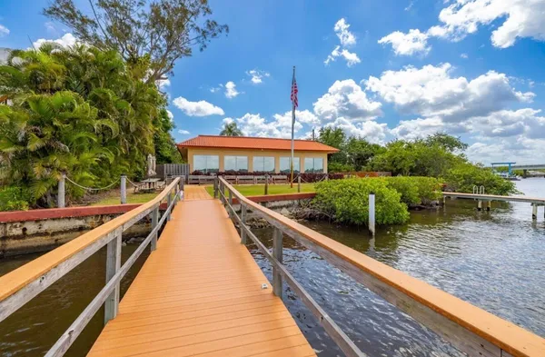 $93,000 | 1943 Southwest Palm City Road, Unit I, Stuart, FL 34994
