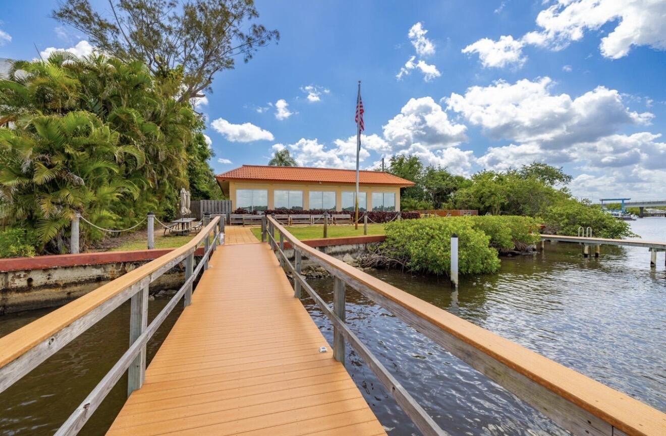 1943 Southwest Palm City Road, Unit I Stuart, FL 34994 - Photo 17 of 19 Fishing Pier