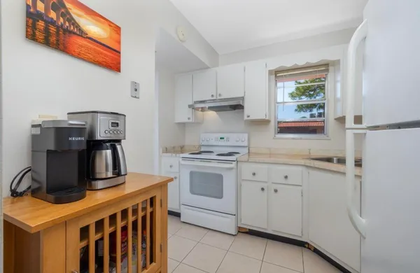 $93,000 | 1943 Southwest Palm City Road, Unit I, Stuart, FL 34994