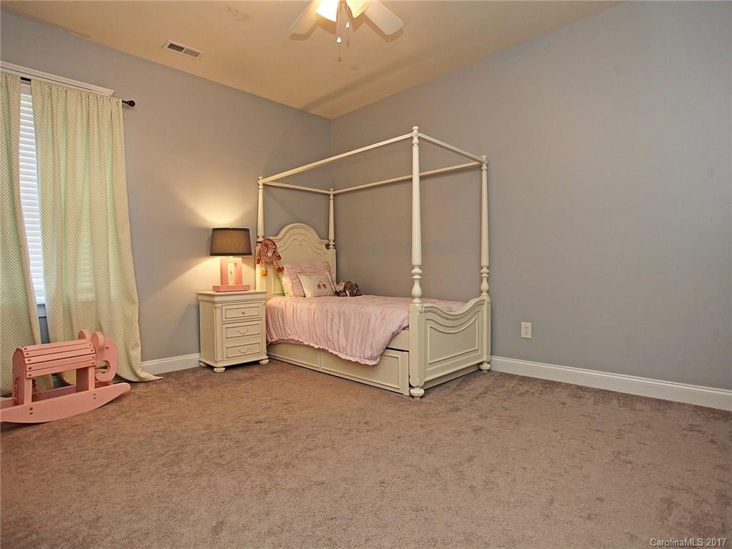 1364 Barnett Woods Fort Mill, SC 29708 - Photo 18 of 24 Gallery Image 18