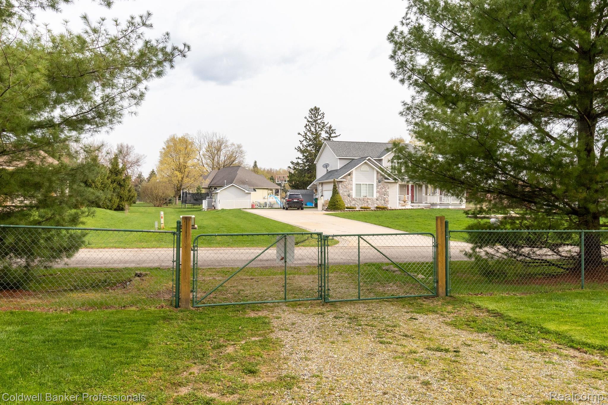 3887 Thomas Road Oxford, MI 48371 - Photo 49 of 53 Gallery Image 49