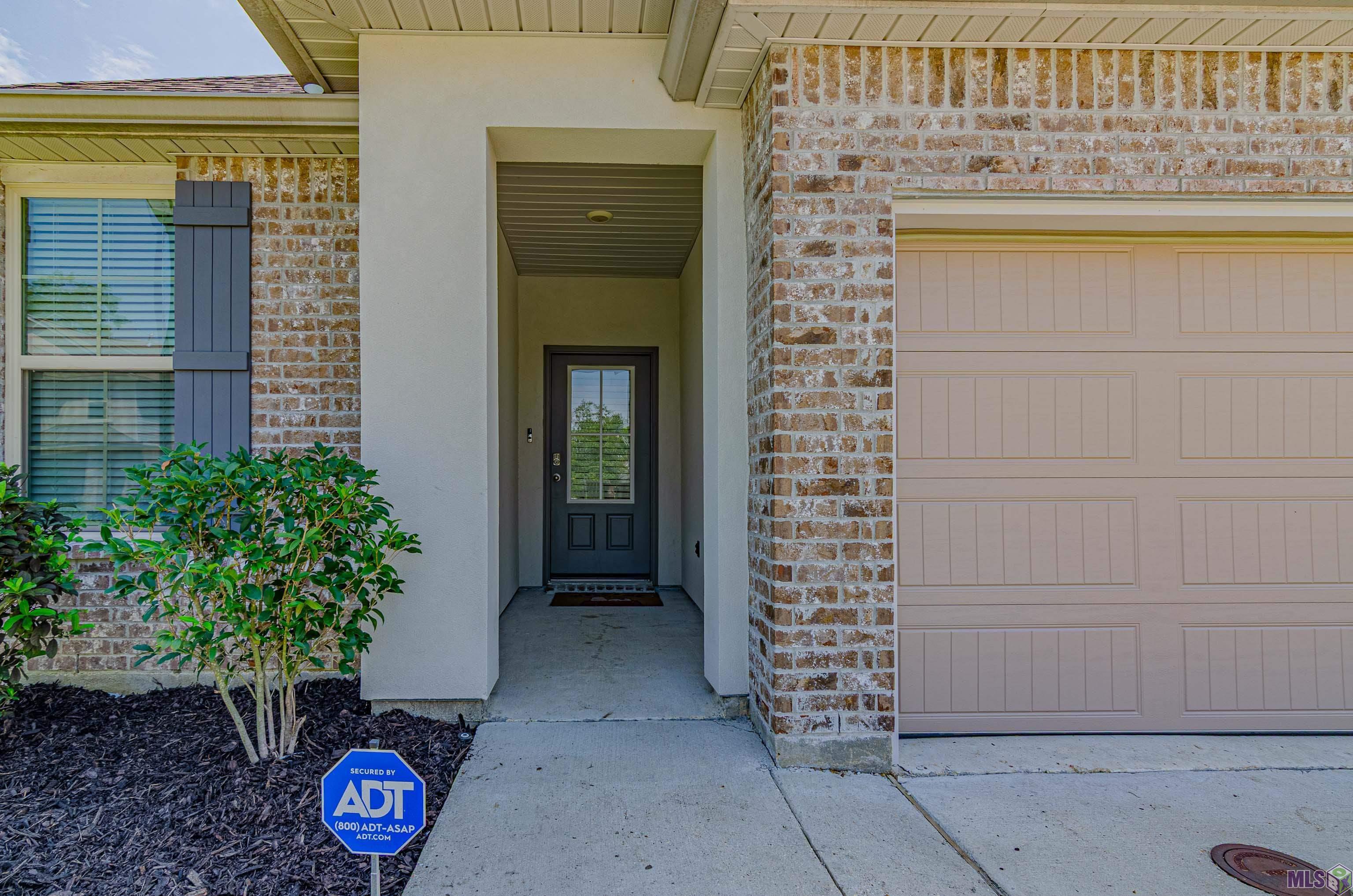 6443 Tiger Pointe Dr. Drive Baton Rouge, LA 70817 - Photo 2 of 16