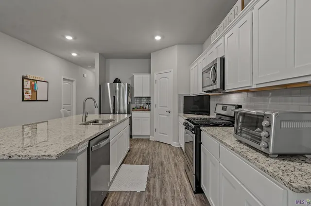 $322,900 | 6443 Tiger Pointe Dr. Drive, Baton Rouge, LA 70817