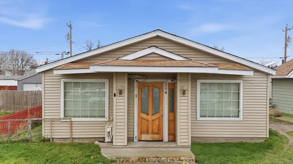 $299,900 | 202 East Birch Avenue, Ritzville, WA 99169