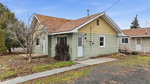 $299,900 | 202 East Birch Avenue, Ritzville, WA 99169