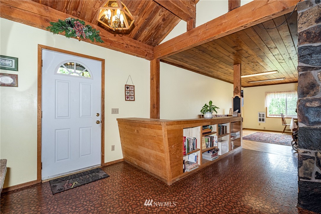 655 Larmon Road Onalaska, WA 98570 - Photo 13 of 38 Gallery Image 13
