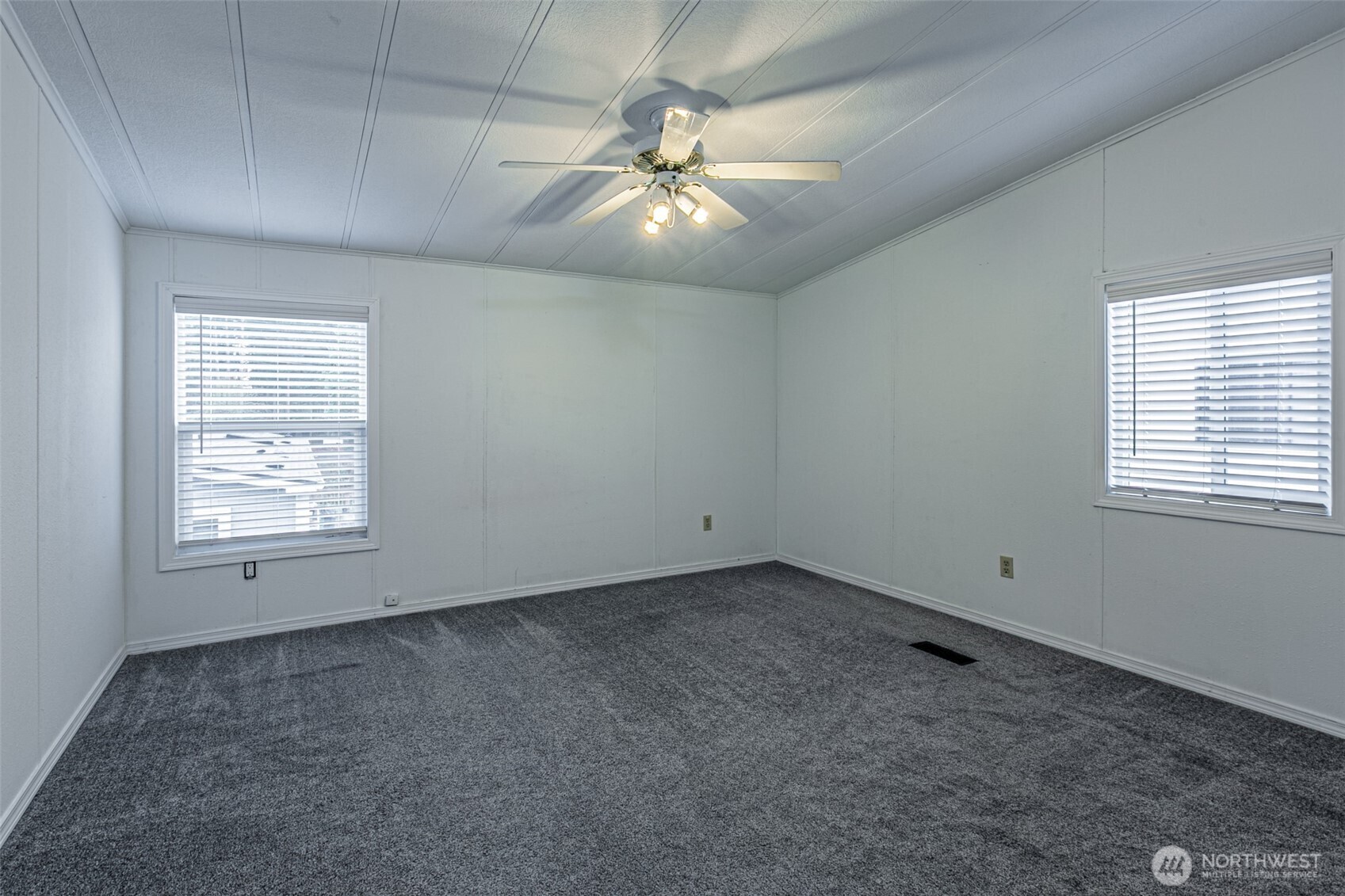 2412 South 371st Street, Unit 46 Federal Way, WA 98003 - Photo 19 of 35