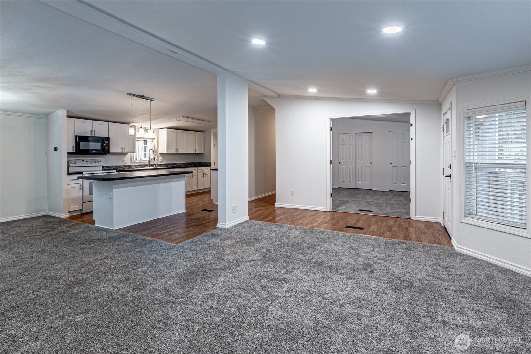 2412 South 371st Street, Unit 46 Federal Way, WA 98003 - Photo 31 of 35