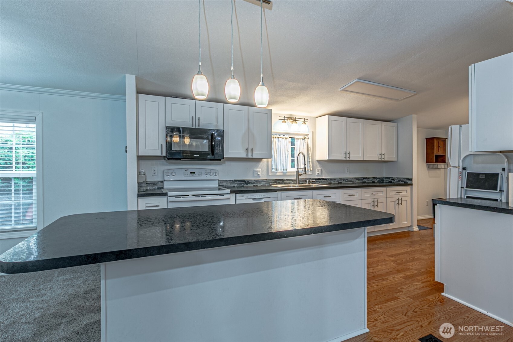 2412 South 371st Street, Unit 46 Federal Way, WA 98003 - Photo 5 of 35