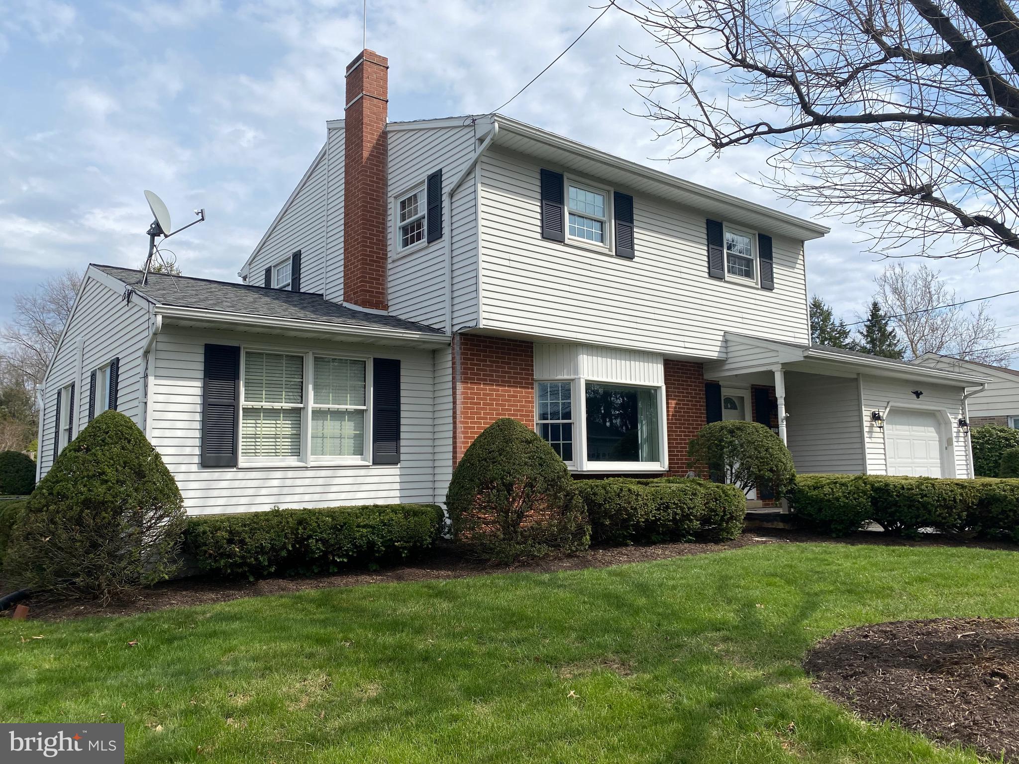 11 Randi Road Enola, PA 17025 - Photo 3 of 5