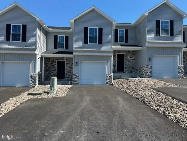 $1,755 | 24 Sand Street, Lebanon, PA 17042