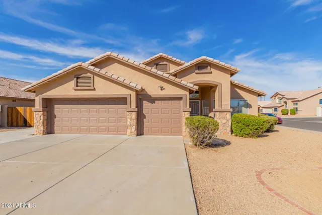 $2,295 | 8338 West Paradise Drive, Peoria, AZ 85345