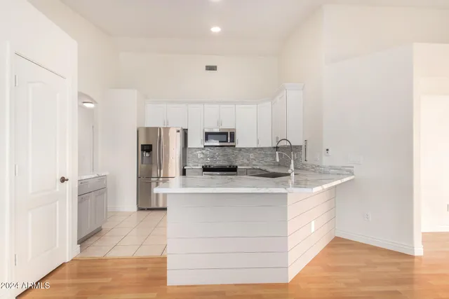 $2,295 | 8338 West Paradise Drive, Peoria, AZ 85345