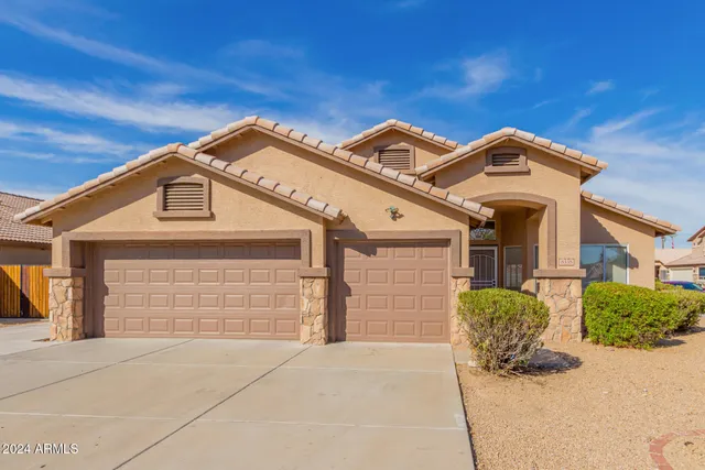 $2,295 | 8338 West Paradise Drive, Peoria, AZ 85345